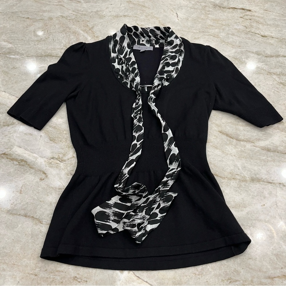 Classiques Entier | Knit Blouse with Attached Scarf |‎ Size Small